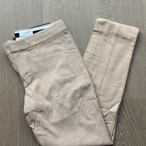 Banana Republic Tan Women’s Sloan Pants Short in Size 4